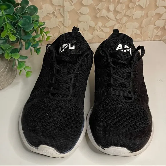 - APL🔴Athletic shoes women’s Size 8