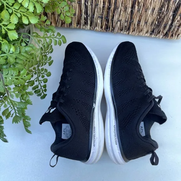 - APL🔴Athletic shoes women’s Size 8