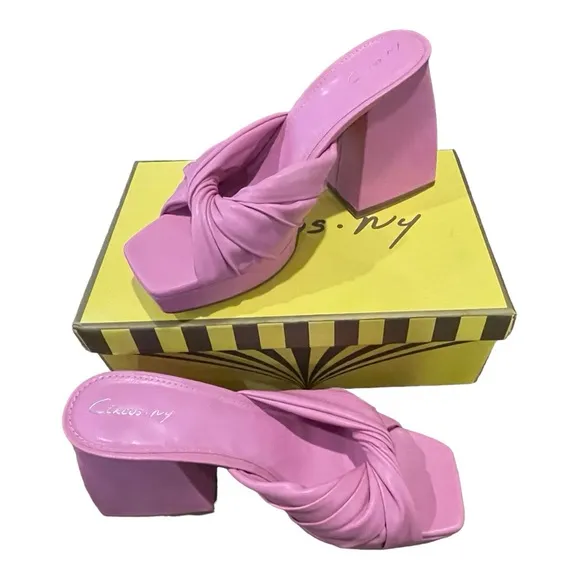 🆕 Circus NY by Sam Edelman Marianna Sandal Block Heels Barbie Pink‼️ NIB