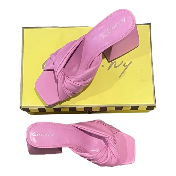 🆕 Circus NY by Sam Edelman Marianna Sandal Block Heels Barbie Pink‼️ NIB