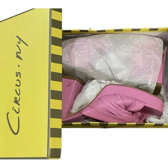 🆕 Circus NY by Sam Edelman Marianna Sandal Block Heels Barbie Pink‼️ NIB