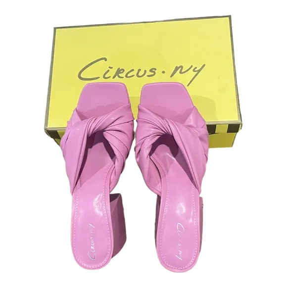 🆕 Circus NY by Sam Edelman Marianna Sandal Block Heels Barbie Pink‼️ NIB