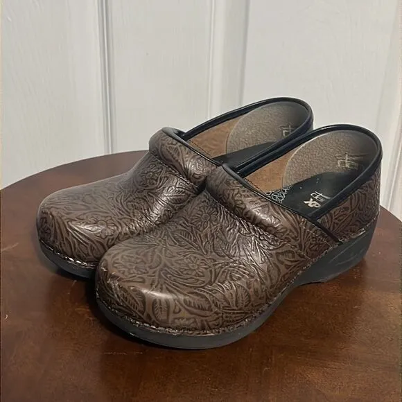 🔥 DANSKO XP20 CLOGS Textured Details - Women Sz 7.5-8 (38) EXCELLENT Condition