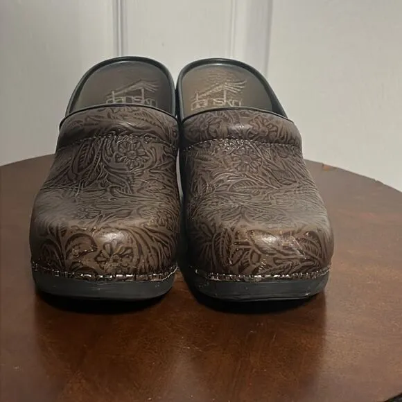 🔥 DANSKO XP20 CLOGS Textured Details - Women Sz 7.5-8 (38) EXCELLENT Condition