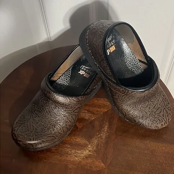 🔥 DANSKO XP20 CLOGS Textured Details - Women Sz 7.5-8 (38) EXCELLENT Condition