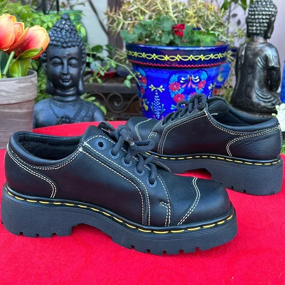 🏴󠁧󠁢󠁥󠁮󠁧󠁿 Dr. Martens MIE Black Chunky Cap Toe Platform Oxfords UK 5