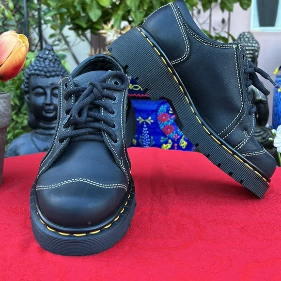 🏴󠁧󠁢󠁥󠁮󠁧󠁿 Dr. Martens MIE Black Chunky Cap Toe Platform Oxfords UK 5