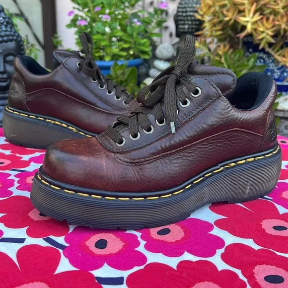 🏴󠁧󠁢󠁥󠁮󠁧󠁿 Dr. Martens MIE SUPER CHUNKY 7 Eye Vintage Platform Oxfords UK 6