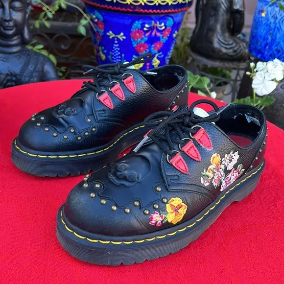 🌺 Dr. Martens Serova Rockabilly Floral Embroidered / Studded 3 Eye Oxfords