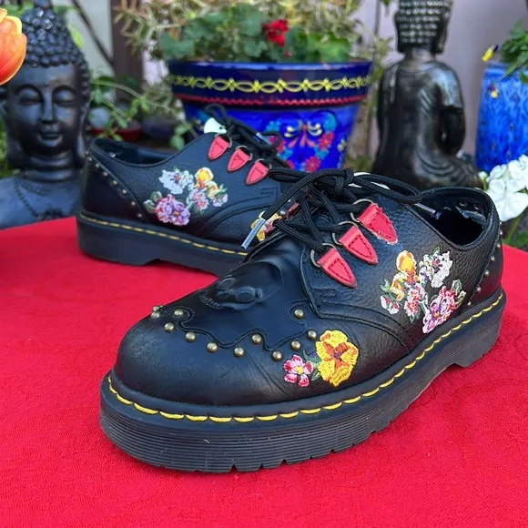 🌺 Dr. Martens Serova Rockabilly Floral Embroidered / Studded 3 Eye Oxfords