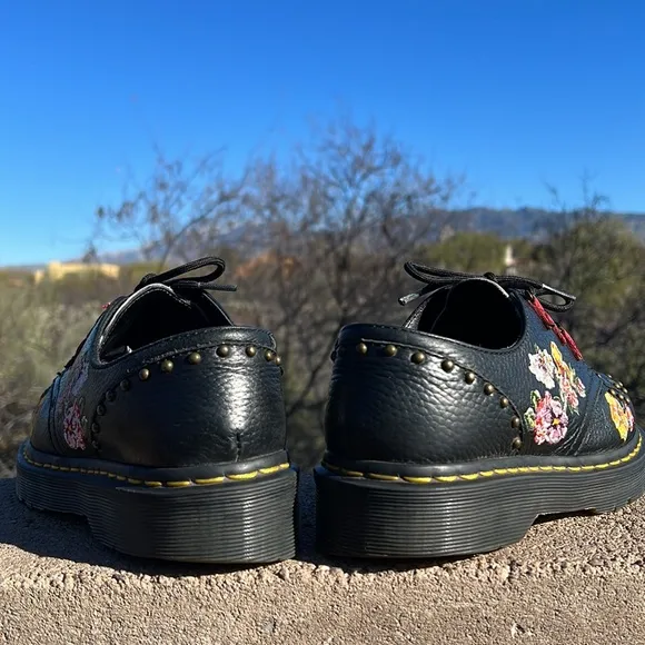 🌺 Dr. Martens Serova Rockabilly Floral Embroidered / Studded 3 Eye Oxfords