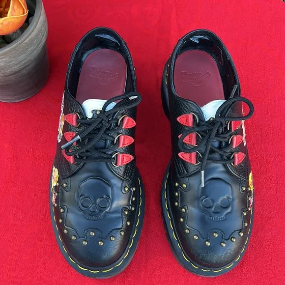 🌺 Dr. Martens Serova Rockabilly Floral Embroidered / Studded 3 Eye Oxfords