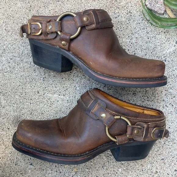 ☀️ Frye Harness Brown Leather Mules/ Clogs