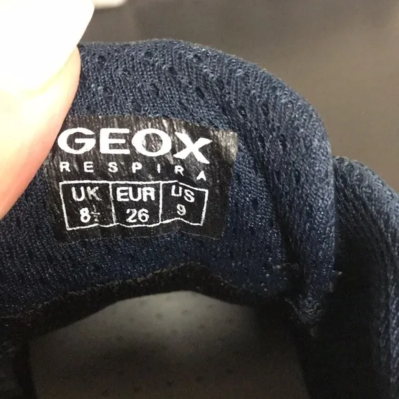 🎁 Geox Kids Unisex-Child Bernie 16 Sneaker