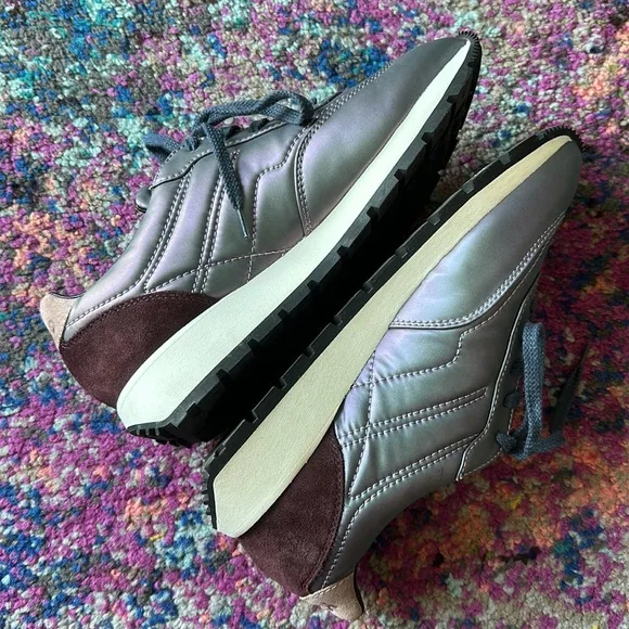 🔮 KOIO Retro Runner Joe Jonas🔮