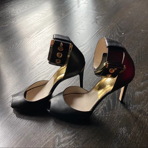 🛍️ Michael Michael Kors Black Open Toe Heels Size 8.5