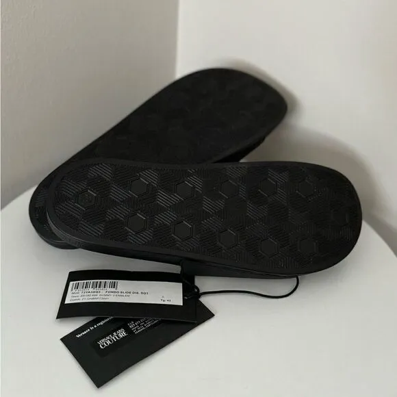 ⭕️ VERSACE JEANS Men’s Slippers Flit Flops Sandals Black Designer 43 US 10