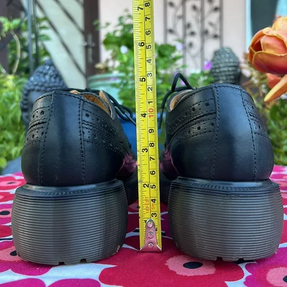 🏴󠁧󠁢󠁥󠁮󠁧󠁿 Vintage Dr. Martens Platform MIE Brogue Wingtip Oxfords UK 7