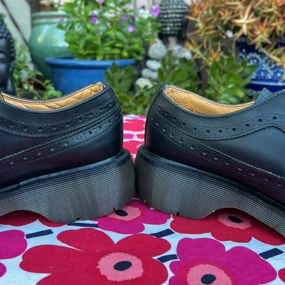 🏴󠁧󠁢󠁥󠁮󠁧󠁿 Vintage Dr. Martens Platform MIE Brogue Wingtip Oxfords UK 7