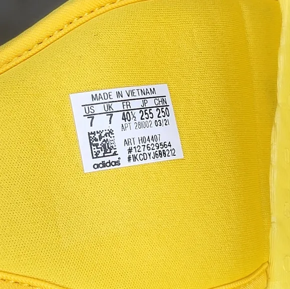 2021 adidas x Pharrell Williams Boost Chancletas Bold Gold Hu Anatomical…