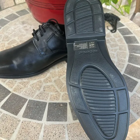 41. New without Box Rockport Black Lace-up Oxfords 12