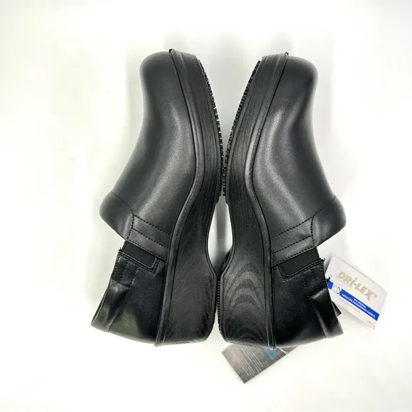 7.5W 7.5 WIDE WIDTH Dr Scholls Women's Black Leather Dynamo Work Shoes Clogs