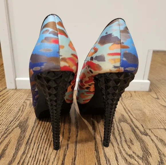 9 &amp; Co Heels Multi color heel