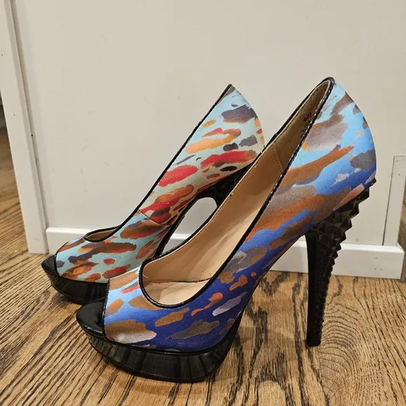 9 &amp; Co Heels Multi color heel