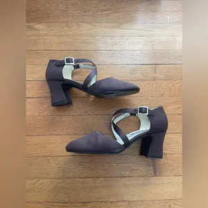 90s Vintage Unlisted Brown Mary Jane Heels
