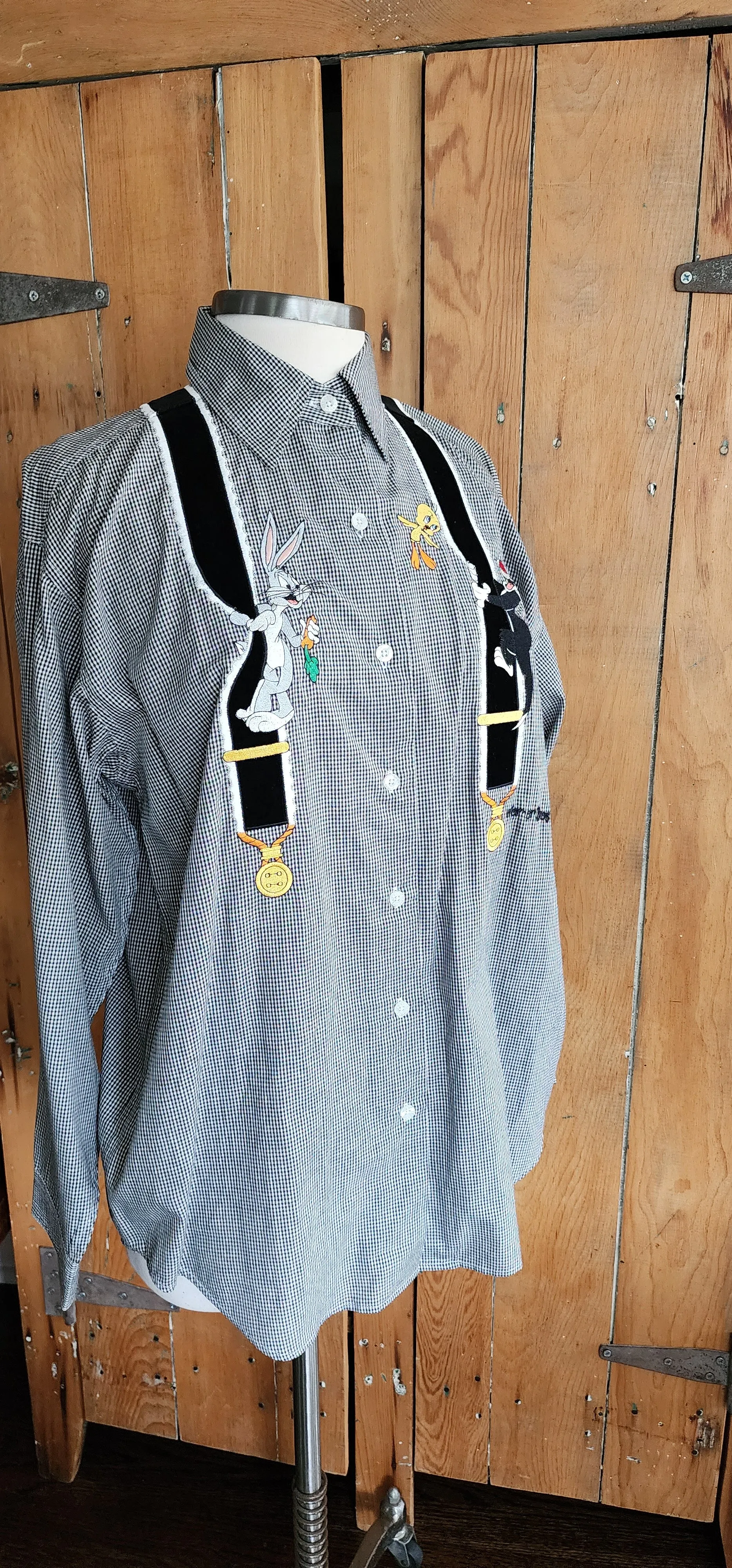 90s Warner Bros Shirt Button Down Checked Print Bugs Bunny Donald Duck