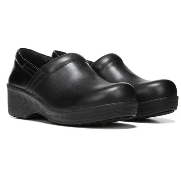 9W 9 W WIDE WIDTH Dr Scholls Women's Black Leather Dynamo Work Shoes Clogs
