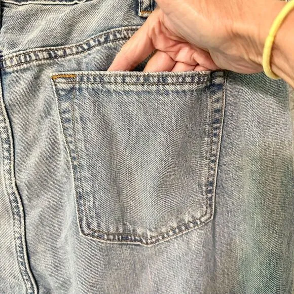 Abercrombie &amp; Fitch Lightweight Jean Athletic Loose 38X32
