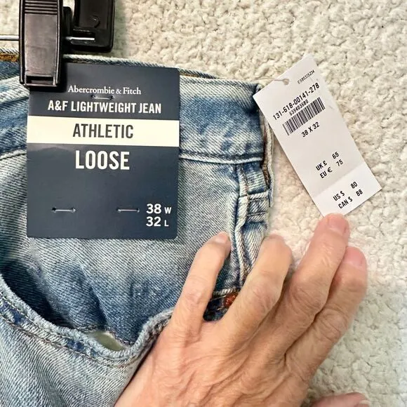 Abercrombie &amp; Fitch Lightweight Jean Athletic Loose 38X32