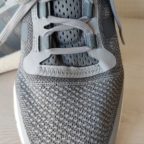Adidas Men's Boost Running Shoes Gray Size 11.5