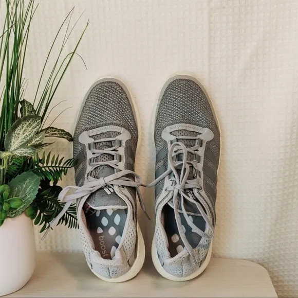 Adidas Men's Boost Running Shoes Gray Size 11.5