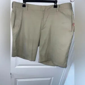 ADIDAS Men’s Khaki Golf Activewear Athletic Anti-Slip Grip Casual Shorts Sz 42