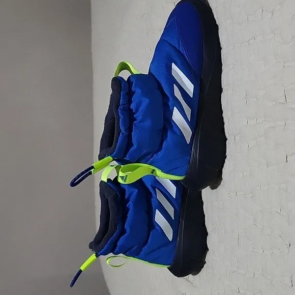 Adidas Monofit Kids Blue and Neon Green Shoes/Boots Slip In Sixe 9 5 K