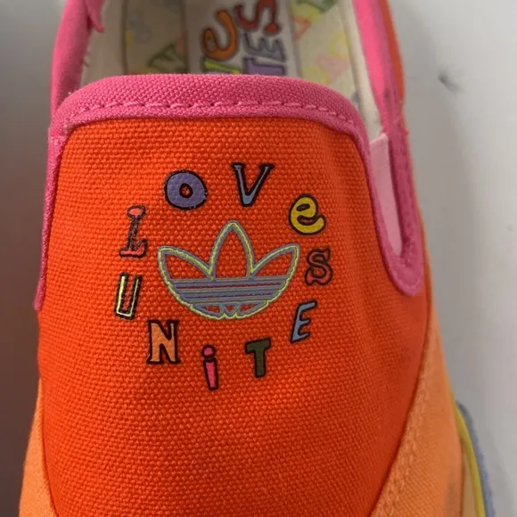 Adidas Nizzo Rainbow ‘Love Unites’ canvas slip-on sneakers Men’s 8 Women’s 10