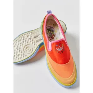 Adidas Nizzo Rainbow ‘Love Unites’ canvas slip-on sneakers Men’s 8 Women’s 10