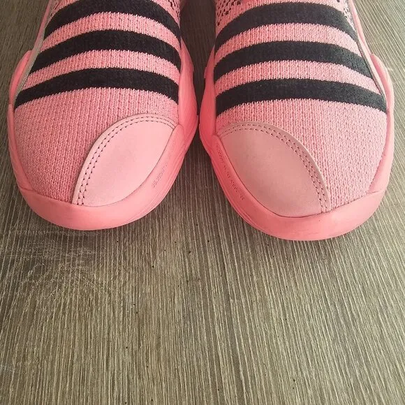 Adidas Trae Young 2 Basketball Shoes Men’s Size 9.5 Bliss Pink – Lightweight