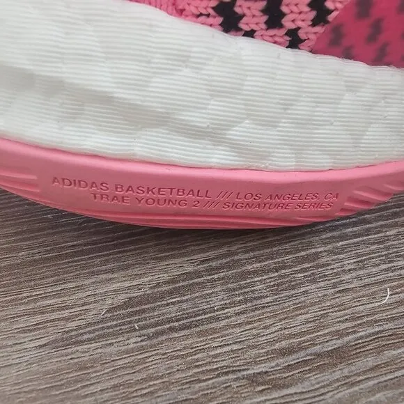Adidas Trae Young 2 Basketball Shoes Men’s Size 9.5 Bliss Pink – Lightweight