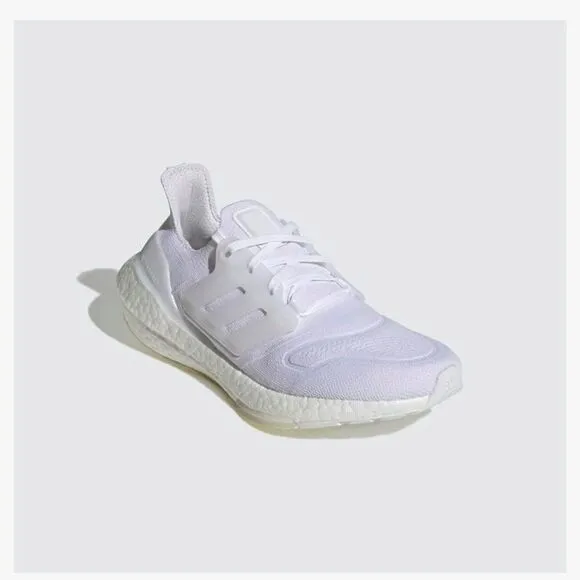 Adidas Women's high-performance running shoes with size 6