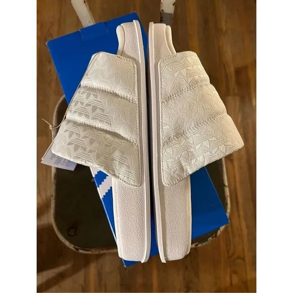 Adidas Adilette Essential W Slides