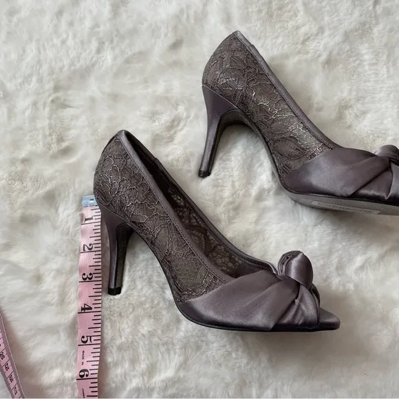 Adrianna Papell Heels