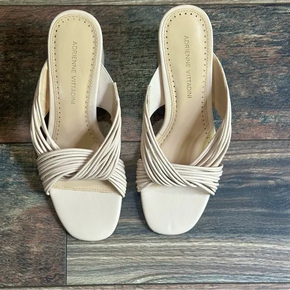 Adrienne Vittadini Annalee slip on heels size 7.5