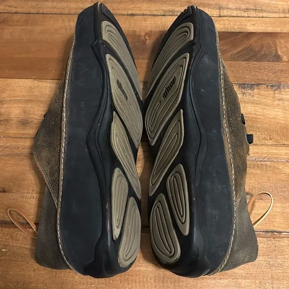 Ahnu Distressed Leather Brown Slip On Oxfords Fold Back Loafer