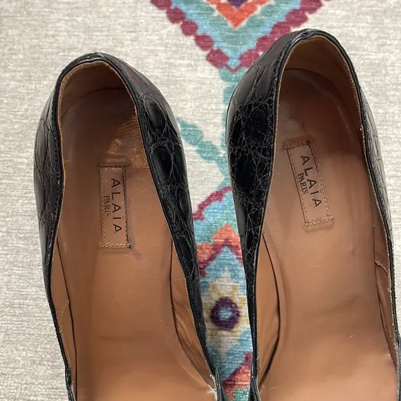 Alaia Open Toe Croc pumps
