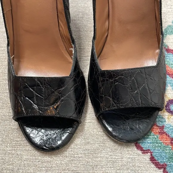 Alaia Open Toe Croc pumps