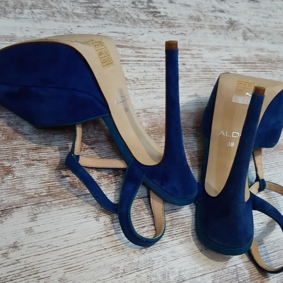Aldo Blue Suede Platform Strap Open Toe Heels
