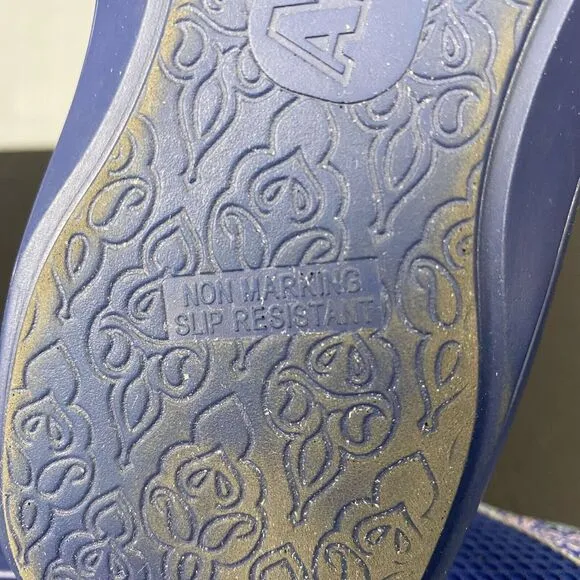 Alegria Duette Aztec Women's size 37/US 7-7.5 Medical Work Shoes, Nursing Clogs